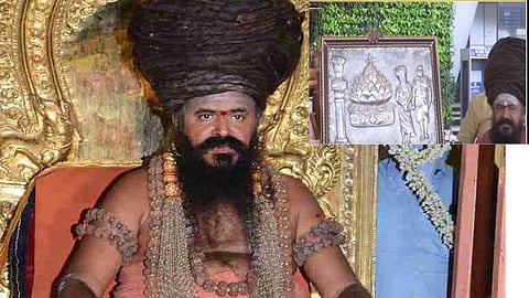 புதிய நாடாளுமன்ற திறப்பு விழா: வெள்ளியால் செய்யப்பட்ட நினைவுச் சின்னத்தைப் பரிசாக வழங்கும் தருமபுரம் ஆதீனம்