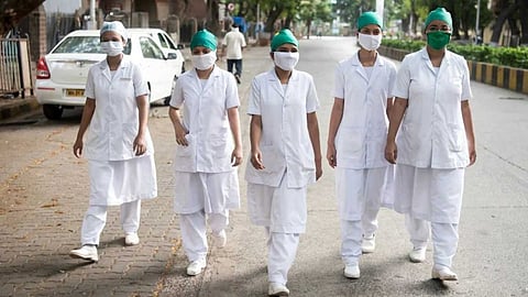 வெண்ணிற ஆடை தேவதைகள்!