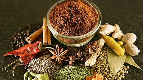 நம் வீட்டு சமையல் அறையில் இருக்கும் வலி நிவாரணிகள்!