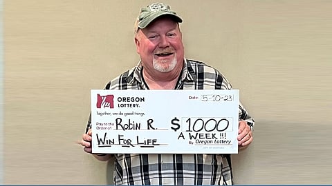 லாரி டிரைவருக்கு அடித்த லைஃப் டைம் லாட்டரி பரிசு!