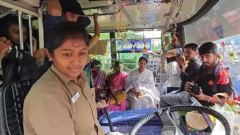 முதல் பெண் பேருந்து ஓட்டுநர் ஷர்மிளா பணி நீக்கம்!