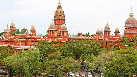 ‘கணவரின் சொத்தில் மனைவிக்கும் சம பங்கு உண்டு’ சென்னை உயர் நீதிமன்றம் தீர்ப்பு!