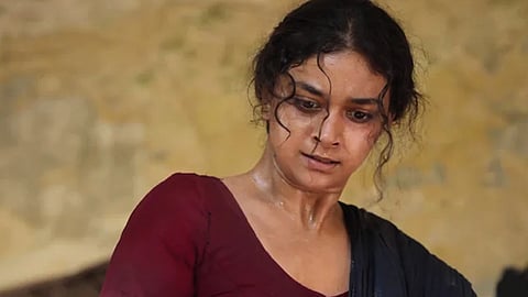 "நான் ஒரு கம்யூனிஸ்ட்" நடிகை கீர்த்தி சுரேஷ்!