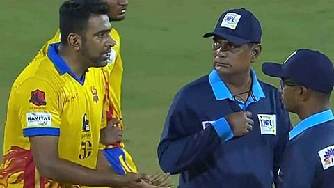 ஒரே பந்துக்கு 2வது முறை டிஆர்எஸ் கேட்ட அதிசயம்! அதற்கு காரணம் இதுதானாம்! அஸ்வின் கொடுத்த விளக்கம்!