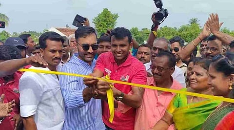 ‘நடராஜன் கிரிக்கெட் அகாடமி’ மைதானத் திறப்பு விழாவில் தினேஷ் கார்த்திக் நெகிழ்ச்சி!