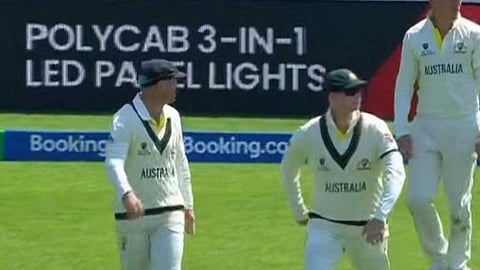 தம்பி இன்னும் ஆட்டம் முடியல... மொக்கை வாங்கிய ஆஸ்திரேலிய வீரர்கள்!