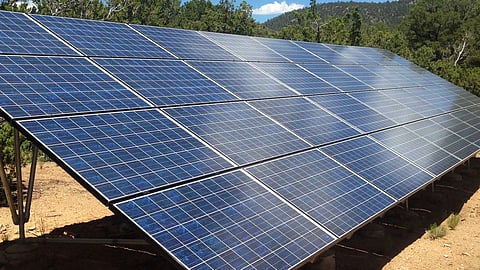 சோலார் பேனல் இறக்குமதி வரி குறைகிறது - சாமானியர்களுக்கும் சாத்தியமாகும் சூரிய ஒளி அடுப்புகள்?