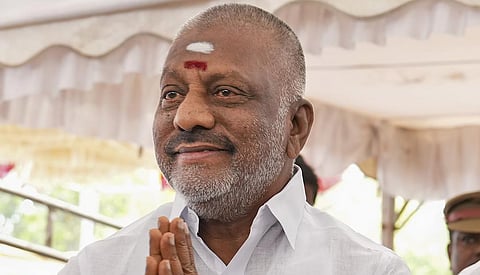 கல்வி உரிமைச் சட்ட உதவித்தொகை குறைப்பு: ஓ.பன்னீர்செல்வம் கண்டனம்!