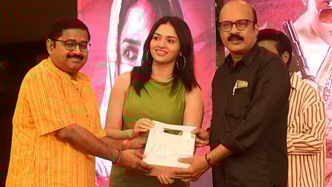 சாதாரண விவசாய குடும்பத்தில் பிறந்து  தயாரிப்பாளராக மாறிய  ‘ரெஜினா’ பட இசையமைப்பாளர்!