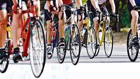 ரெக்கை கட்டிப் பறக்க வேண்டும் சைக்கிளில்!