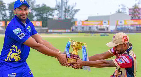 டிஎன்பிஎல் இறுதிப் போட்டி: கோப்பையை வெல்லப்போவது கோவையா? நெல்லையா?