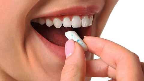 சுயிங்கம் மெல்லுவதால் உடலில் ஏற்படும் மாற்றங்கள்!