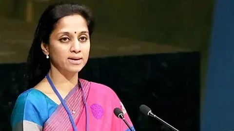 தமிழக ஆளுநரின் செயல் எதேச்சதிகாரத்தின் வெளிபாடு: தேசியவாத காங்கிரஸ் தலைவர் பதிலடி!