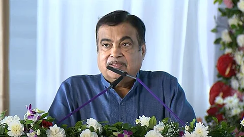 கனரக லாரிகளில் இனி ஏசி கட்டாயம்: மத்திய போக்குவரத்து துறையின் அதிரடி முடிவு!