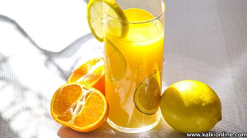 Benefits of lemon juice.