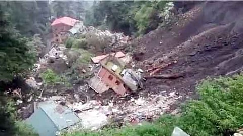 இமாச்சல், உத்தரகண்ட் மழை- நிலச்சரிவுக்கு 66 பேர் பலி!