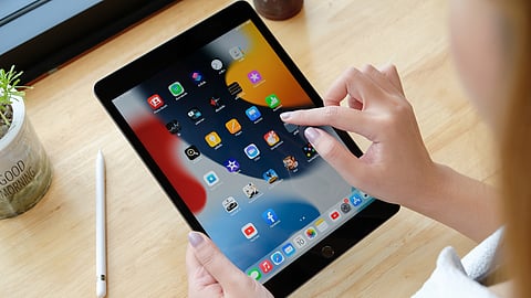 TABLET MODEL
