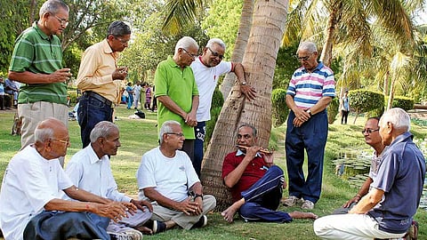 சீனியர் சிட்டிசன்களின் மகிழ்ச்சிக்கு 10 டிப்ஸ்!