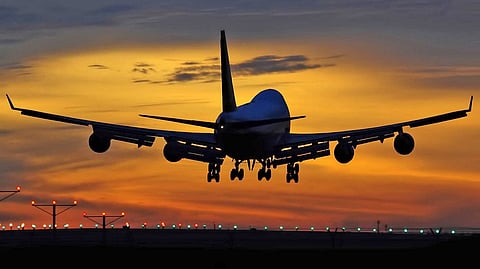 இலங்கை செல்ல விசா தேவையில்லை!