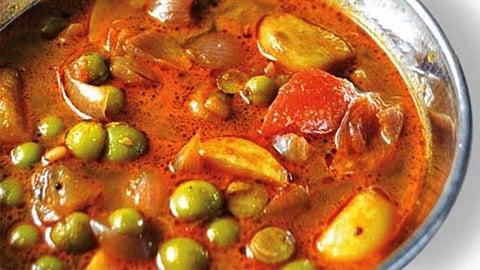 துவர்க்கும் சுண்டைக்காய் கார குழம்பு செய்வது எப்படி?