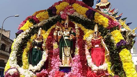 சென்னிமலையை கல்வாரி மலையாக மாற்றப்போவதாக கூறிய கிறிஸ்தவ அமைப்பைக் கண்டித்து ஆர்ப்பாட்டம்!