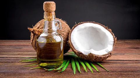 Can you eat coconut on an empty stomach?