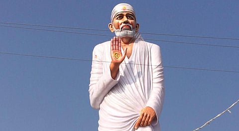 அருள்பெருக்கும்105 அடி உயர அபய சாயி மந்திர்!