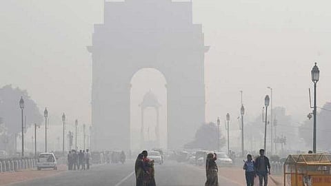 ‘மோசமான காற்று மாசுபாடு கொண்ட பகுதி’ என்ற தரக் குறியீட்டைப் பெற்ற டெல்லி!