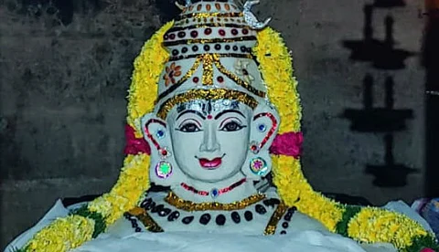 ஆனந்த வாழ்வு தரும் அன்னாபிஷேகம்!