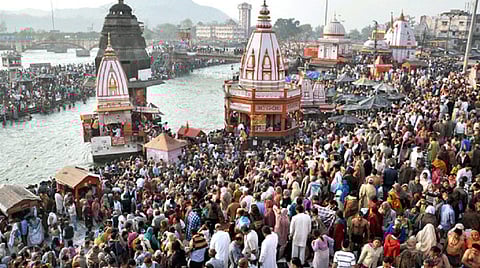 கங்கையில் நீராடினால் பாவங்கள் விலகுமா?