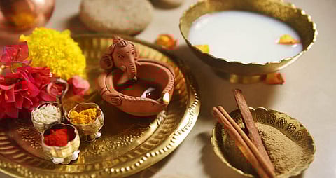 தீபாவளி திருநாளன்று செய்யவேண்டிய பரிகாரங்கள்!