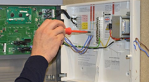 Some tips to avoid electrical accidents during rainy season