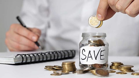 20 களில் பணத்தைச் சேமிக்க  ஆறு சிறந்த வழிகள்!