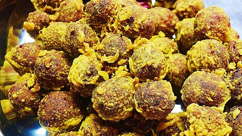 முந்திரி கொத்து