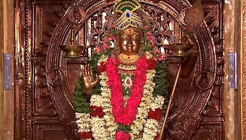 Karunkali Maalai pirasathamaaga tharum Pathala Murugan Kovil