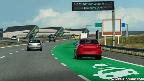 Wireless charging road