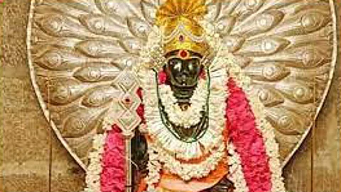Do you know where the emerald stone Murugan temple is?