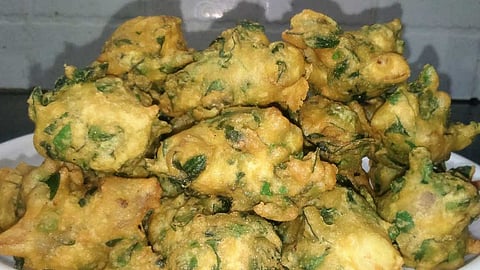 முருங்கைக் கீரை போண்டா