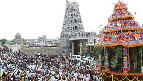 Oh! Ithukkuthaan  Koyil Thiruvizha Nadathuraangalaa?