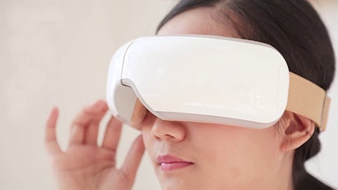 Let us know about the use of eye massagers