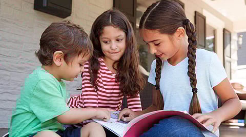 9 unique qualities of the middle child of the family!