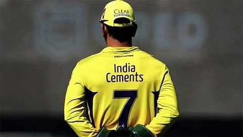 MS Dhoni with Jersey No 7