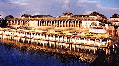 சிதம்பரம் நடராஜர் கோயில் ஆயிரங்கால் மண்டபம்