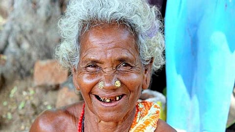 பாட்டியின் சிரிப்பு