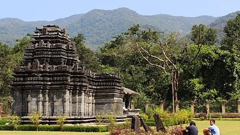 Tambdi Surla Mahadev Mandir