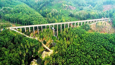 மாத்தூர் தொட்டிப் பாலம்...