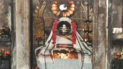 Sri vedhapureeswarar