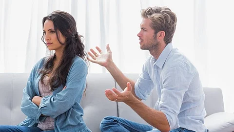 husband and wife fight