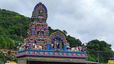 ஆவல்நத்தம் பசுவேஸ்வரர் கோயில்