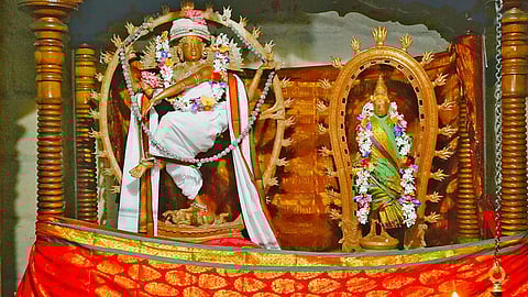 சிதம்பரம் அருள்மிகு சிவகாம சுந்தரி சமேத நடராஜ பெருமான்